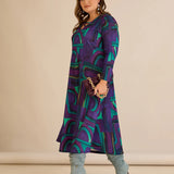 Рокля А-линия с оригинално деколте