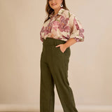 Елегантен панталон с ръб и висока талия - каки