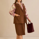 Елегантен елек с ревер и брошка - кафе