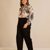 Еластичен панталон с модерна барел кройка - черен