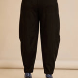 Еластичен панталон с модерна барел кройка - черен
