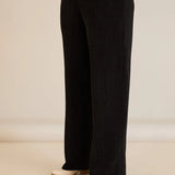 Широк панталон от релефна материя