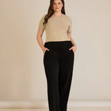 Широк панталон от релефна материя