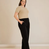 Широк панталон от релефна материя