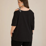 Памучна блуза с елегантен акцент от камъчета