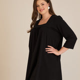 Памучна туника с набор и квадратно деколте - черен