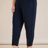 Еластичен дамски панталон с копчета - тъмносин