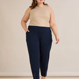 Еластичен дамски панталон с копчета - тъмносин