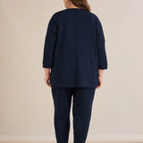 Еластичен дамски панталон с копчета - тъмносин