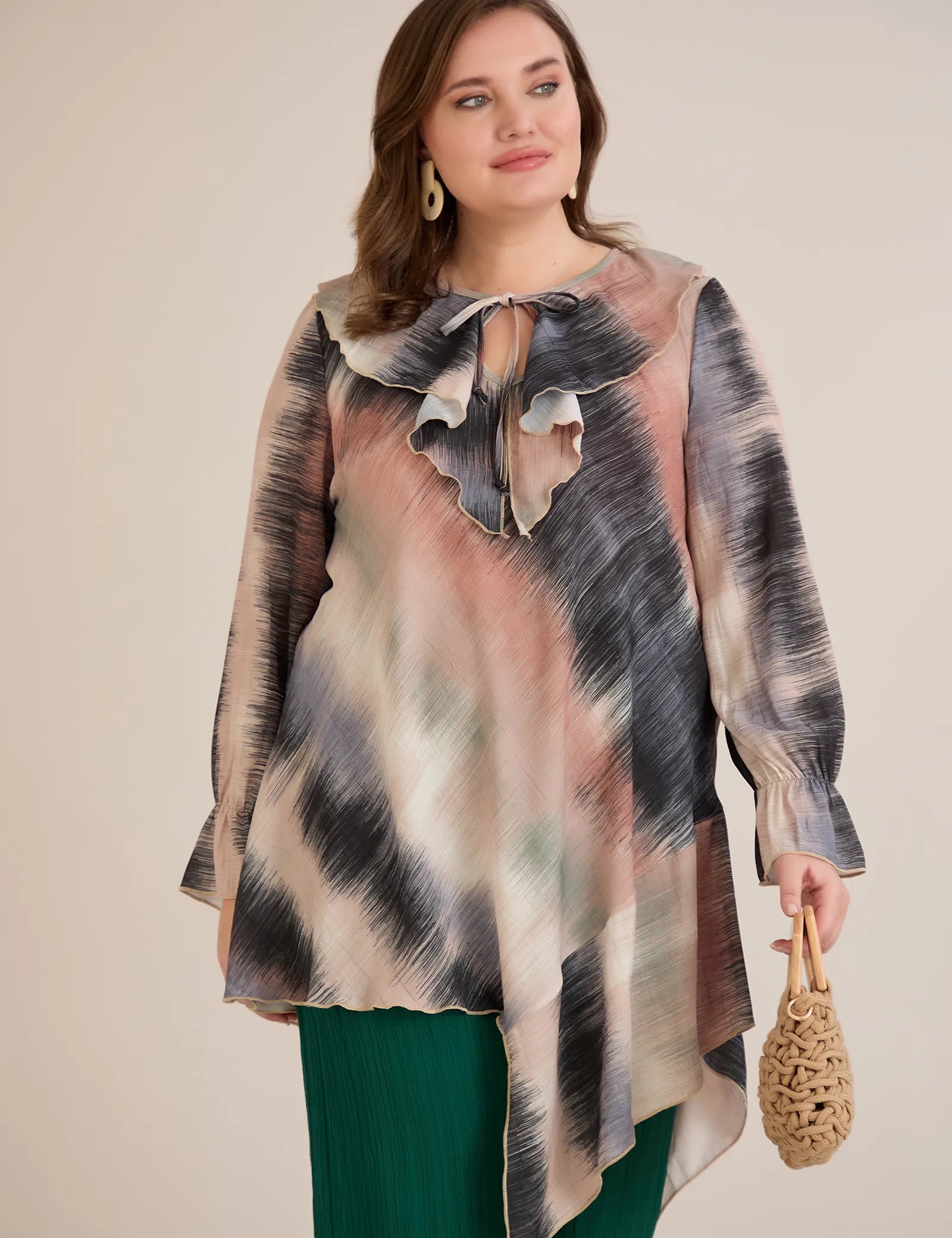 Туника пролетна големи размери