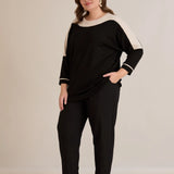 Ежедневна блуза с перли на ръкавите