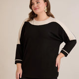 Ежедневна блуза с перли на ръкавите