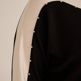 Ежедневна блуза с перли на ръкавите