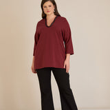 Памучна блуза V-деколте със сребрист ширит - бордо