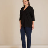 Памучна блуза с V-деколте със сребрист ширит - черен