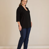 Памучна блуза с V-деколте със сребрист ширит - черен