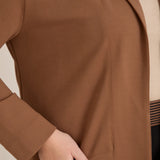 Спортно-елегантен блейзер без закопчаване - камел