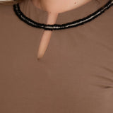 Памучна туника с ефектно деколте със сребрист акцент - мока