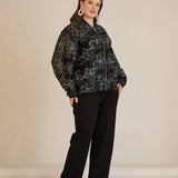 Елегантно яке със сребристи флорални мотиви