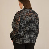 Елегантно яке със сребристи флорални мотиви