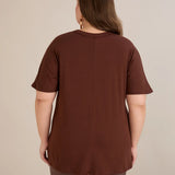 Памучна блуза с атрактивно деколте и перли - шоколад