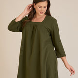 Памучна туника с набор и квадратно деколте - каки