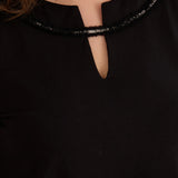 Памучна туника с ефектно деколте със сребрист акцент - черен