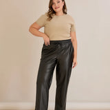 Кожен панталон прав модел - черен