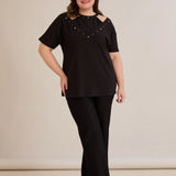 Памучна блуза с атрактивно деколте с перли