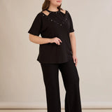 Памучна блуза с атрактивно деколте с перли