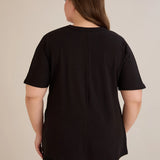 Памучна блуза с атрактивно деколте с перли