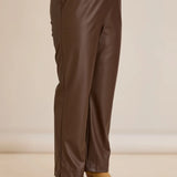 Кожен панталон прав модел - шоколад