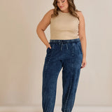 Дънкови панталони от мека памучна материя