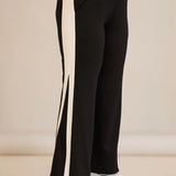 Широк панталон с ефектни кантове