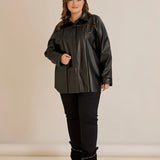 Стилна кожена риза с декоративни шевове