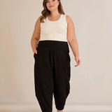 Панталон с модерна барел кройка