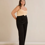 Елегантен панталон с ръб и висока талия - черен