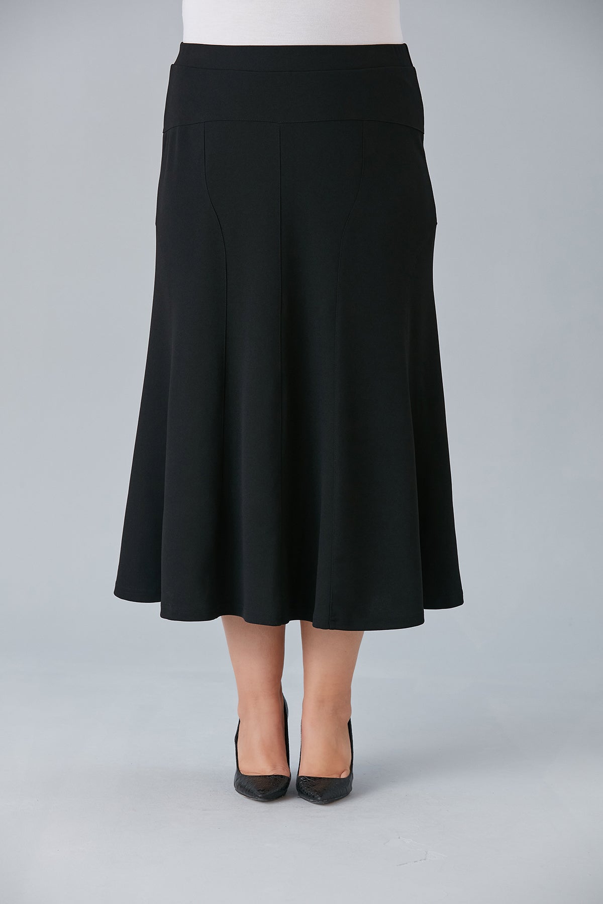 Макси пола с класическа кройка - черен