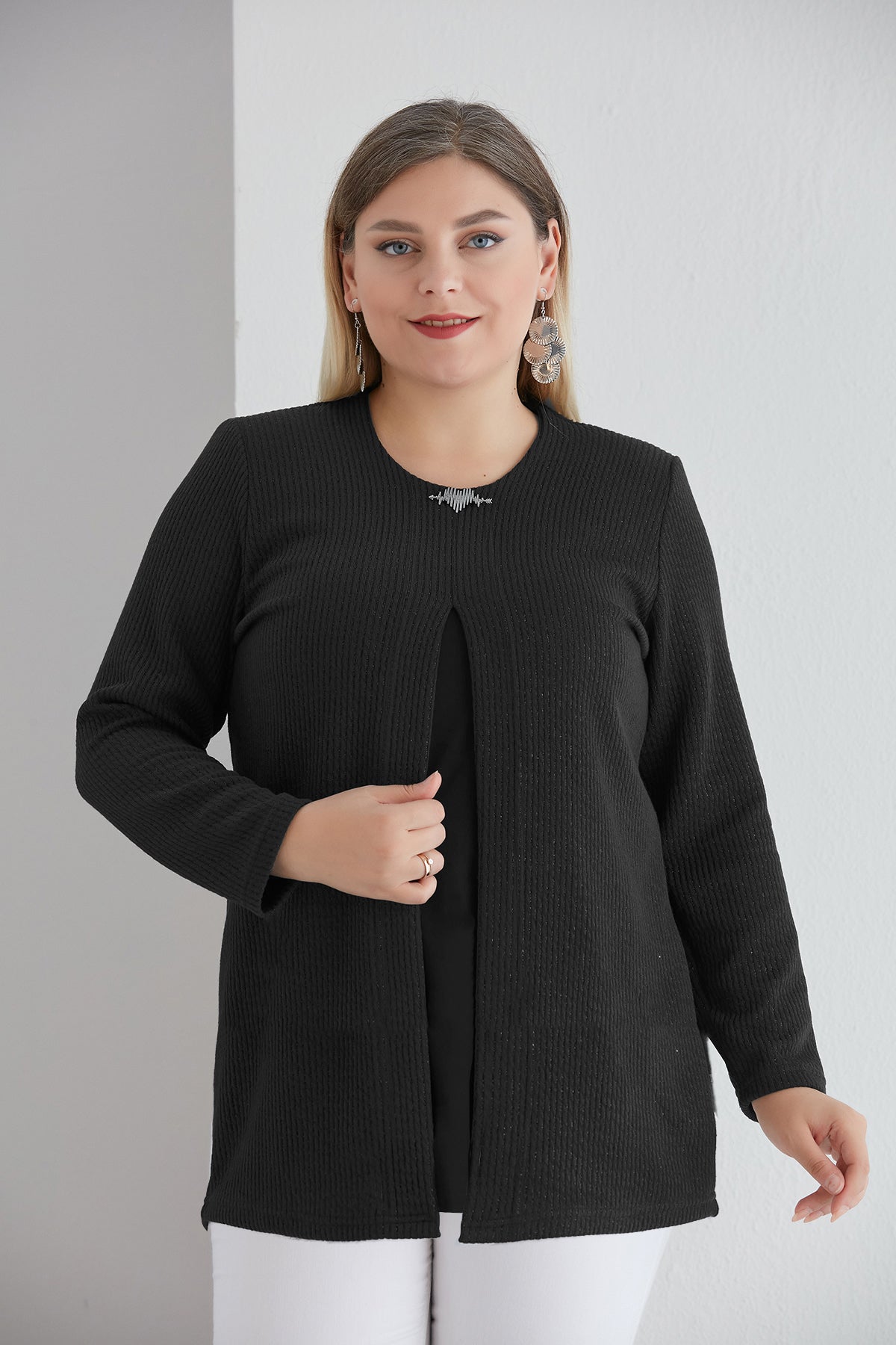 Макси туника ламе с брошка черен Maxifashion.bg