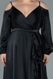 Дълга официална рокля от сатен с цепка и волани - черен N2358