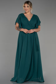 Дълга официална рокля от шифон с деколте тип Прегърни ме -зелен емералд N3276