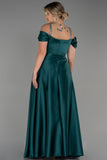 Дълга официална рокля от сатен с презрамки от камъчета - зелен емералд N3277