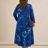 Дълга рокля А-линия с оригинална брошка - син