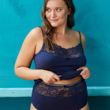 Дълбоки памучни бикини с дантела - тъмносин