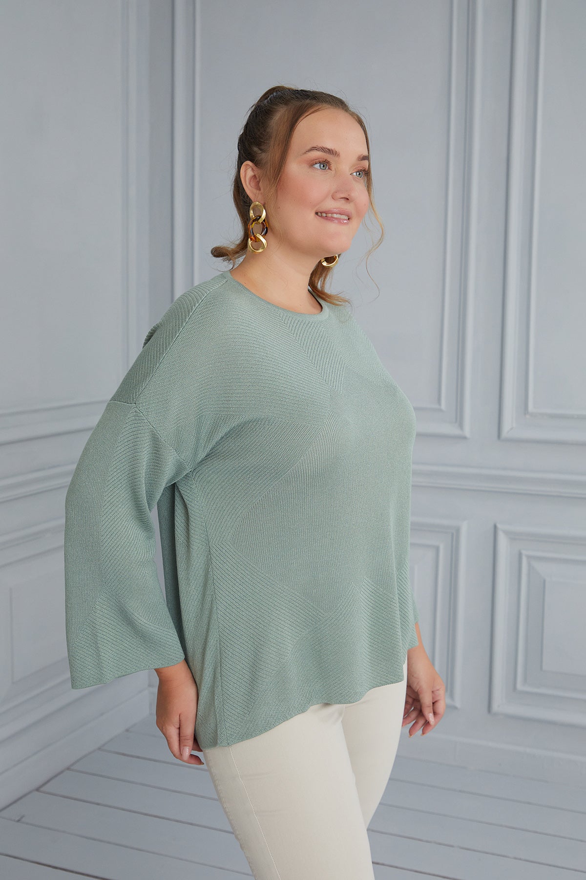 Блуза в големи размери с разкроен ръкав - зелен