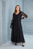 Дълга дантелена официална рокля в големи размери в черен цвят