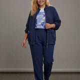 Памучна тениска с модерна щампа в синьо